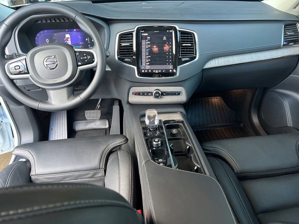 Used 2023 Volvo XC90 B6 Ultimate image 10