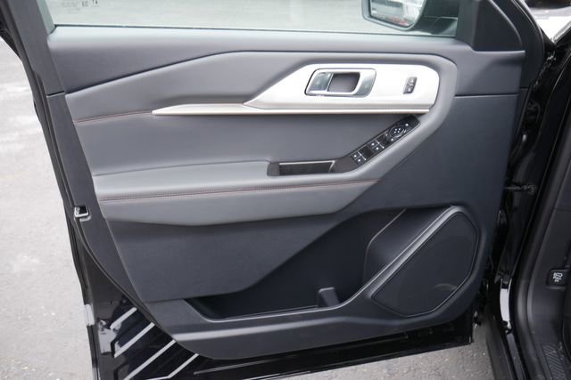 New 2026 Ford Explorer Active w/ Active Comfort Package image 17