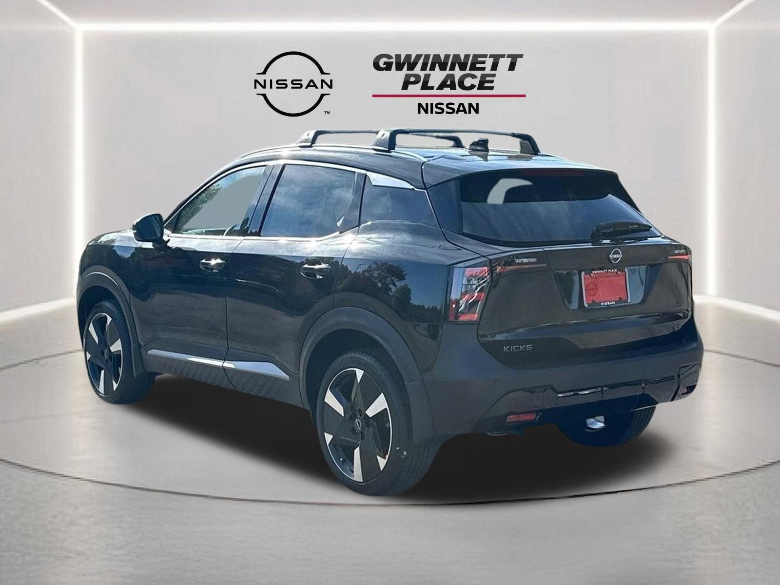 New 2026 Nissan Kicks SR image 7