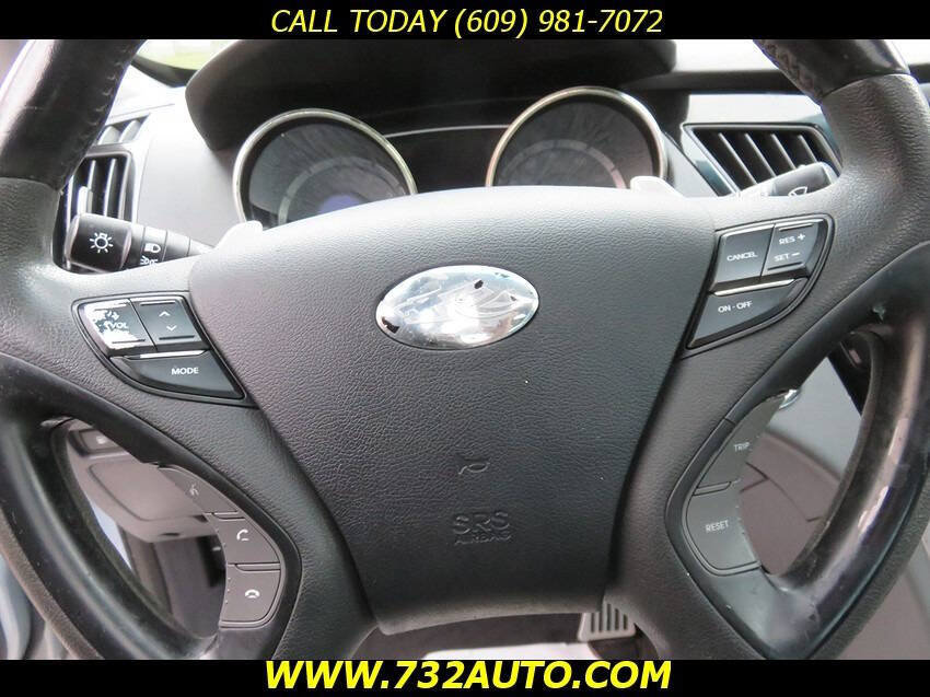 Used 2011 Hyundai Sonata Limited w/ Navigation Pkg 5 FWD image 28