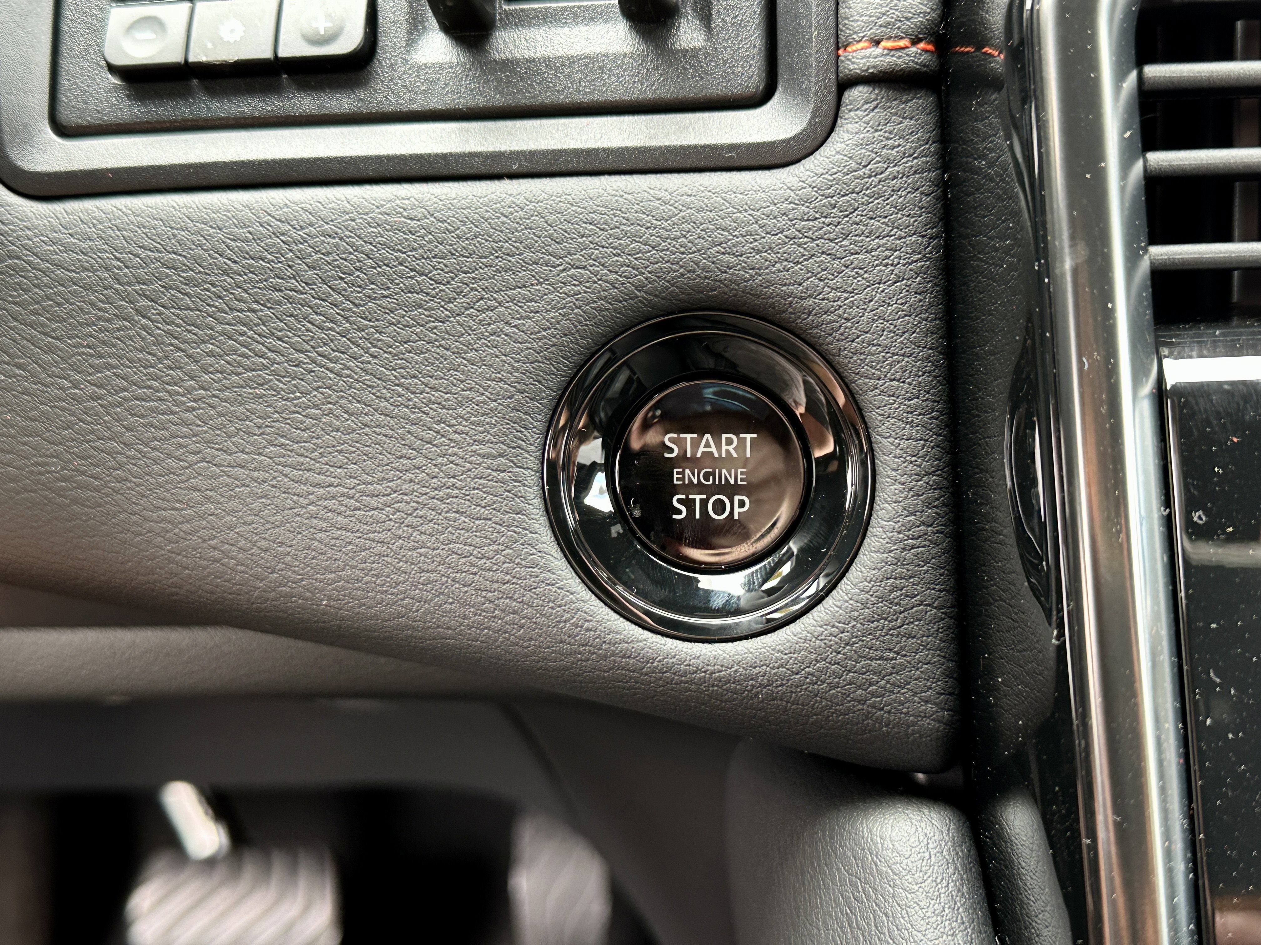 New 2026 Nissan Armada PRO-4X image 34