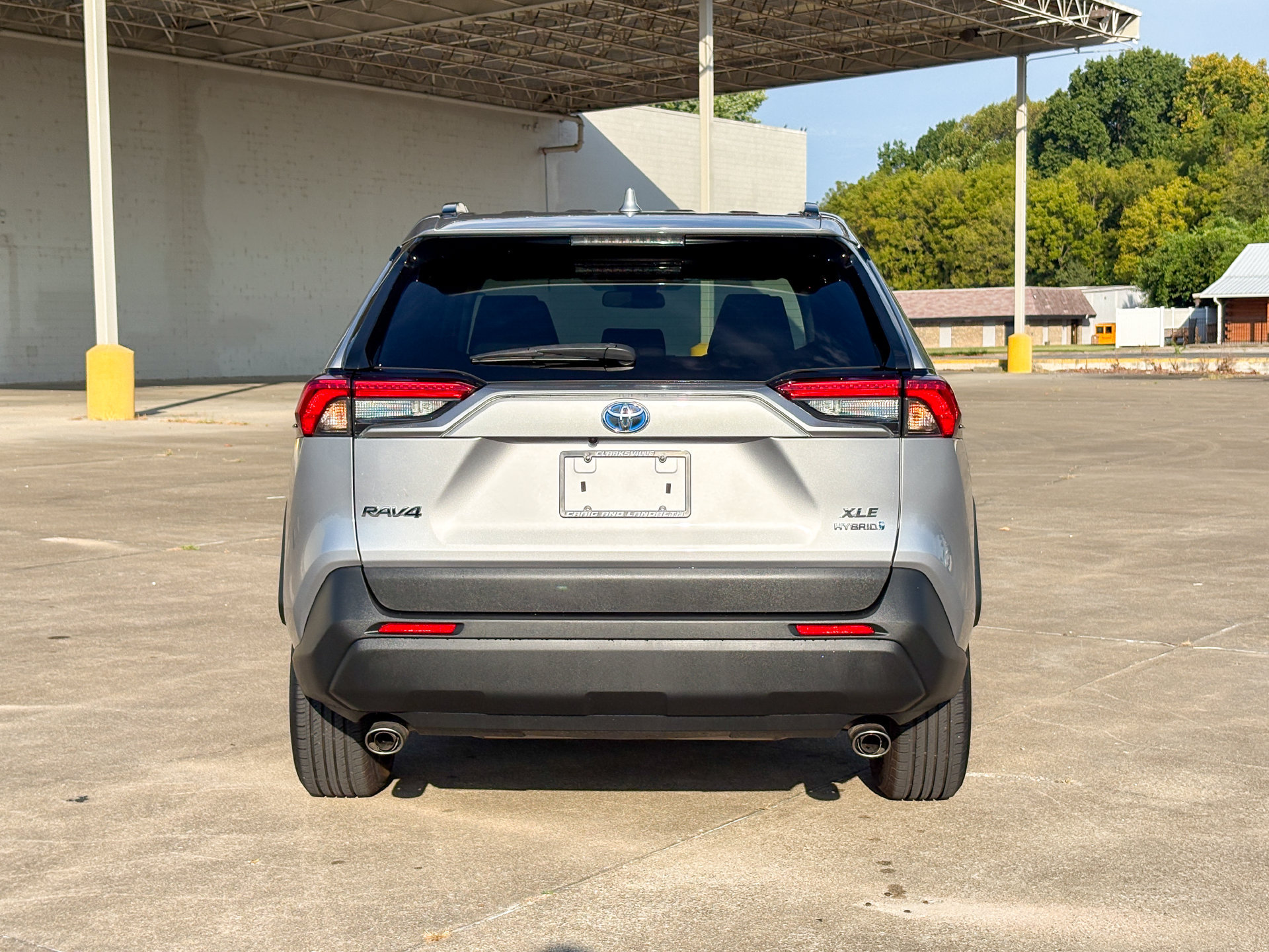 Used 2022 Toyota RAV4 XLE w/ Convenience Package AWD/4WD image 10