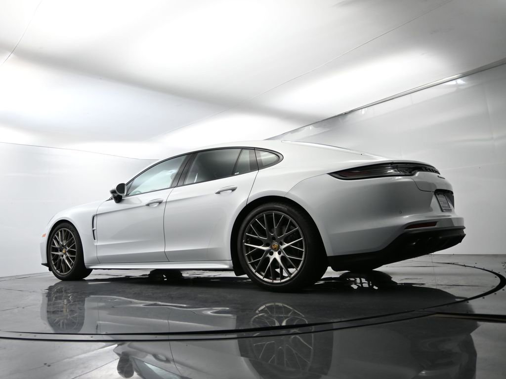 Certified 2023 Porsche Panamera Platinum Edition image 47