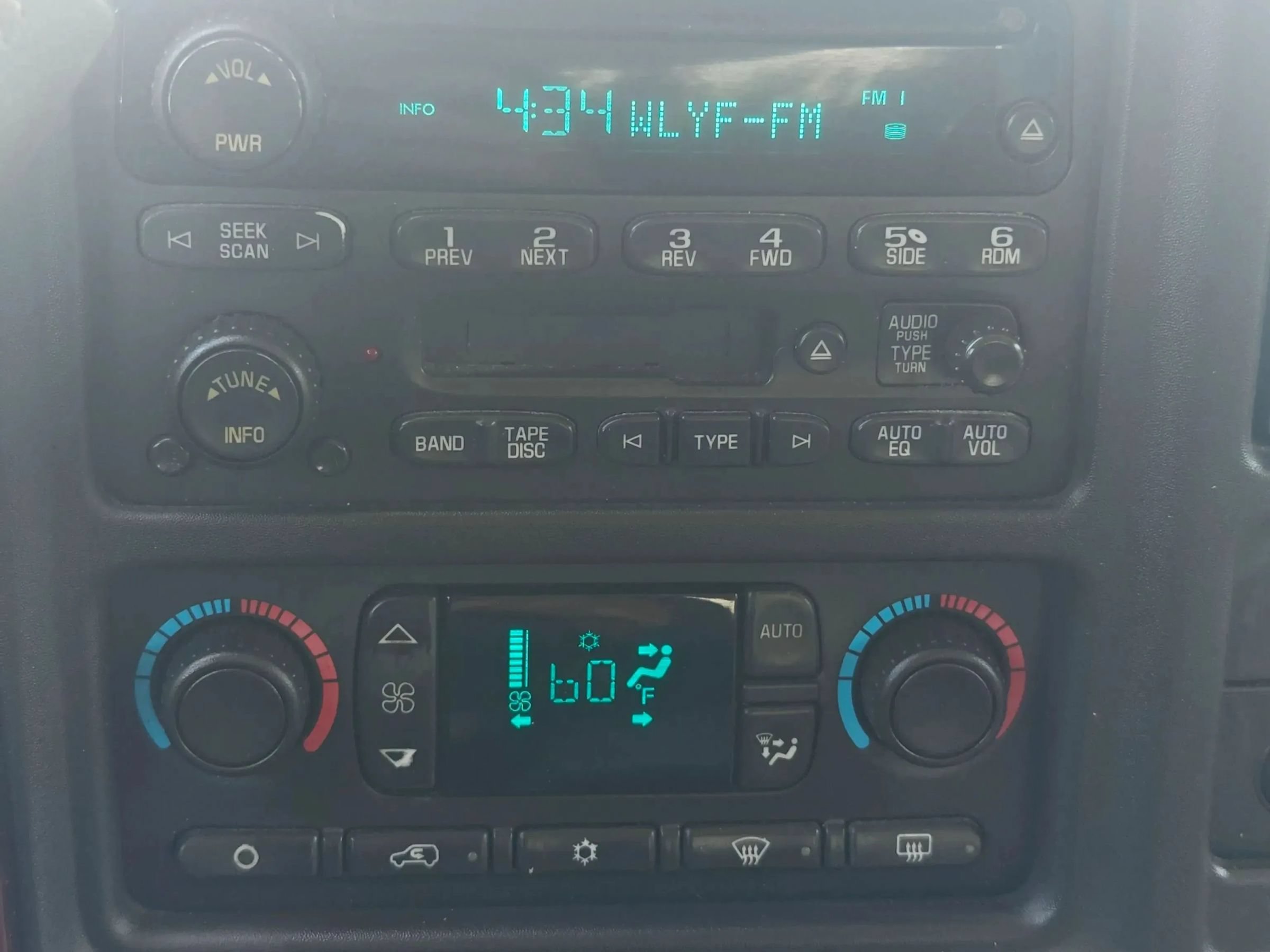 Used 2005 Cadillac Escalade 2WD image 26