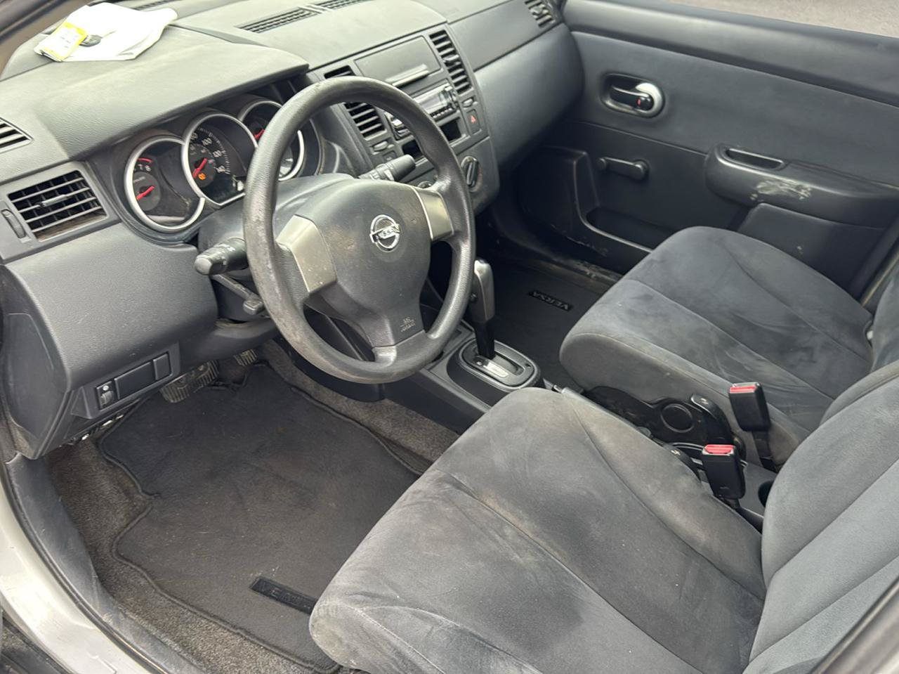 Used 2009 Nissan Versa Sedan FWD image 9