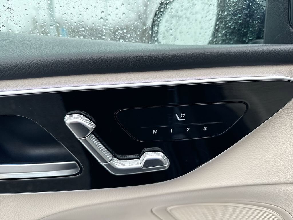 Used 2023 Mercedes-Benz C 300 4MATIC Sedan image 14