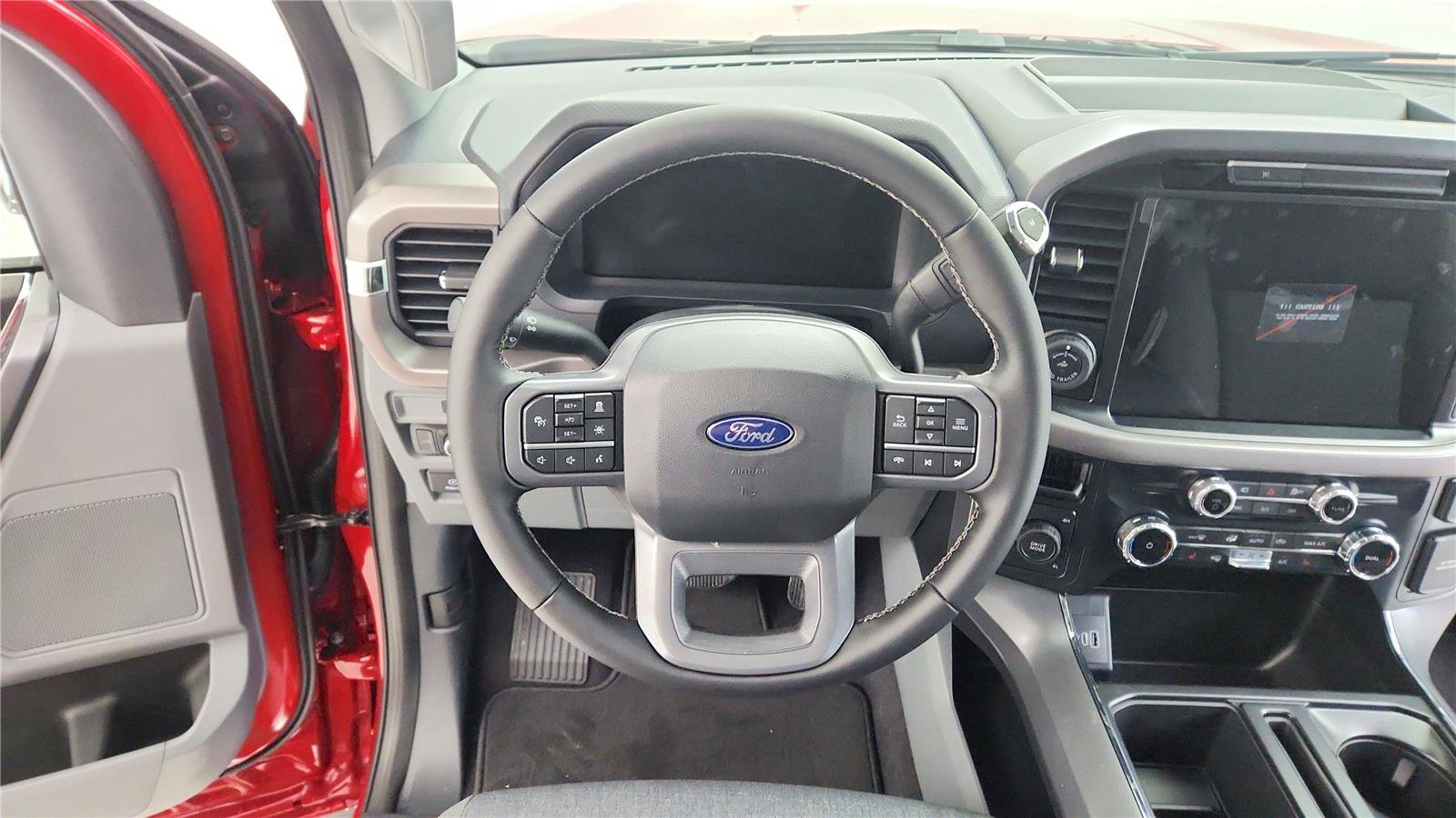 New 2025 Ford F150 XLT w/ Equipment Group 302A MID image 25