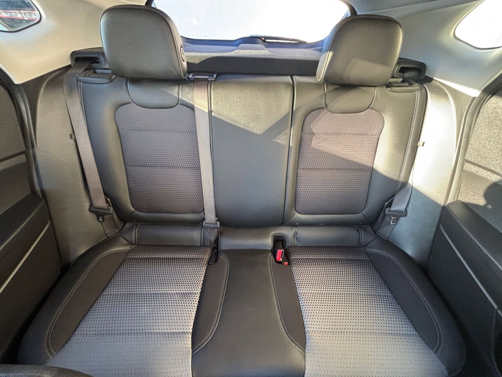 Used 2025 Chevrolet Trax LT image 38