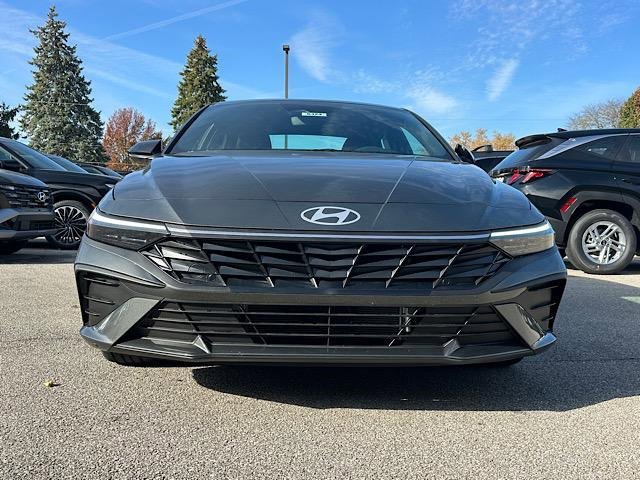 New 2026 Hyundai Elantra Sport image 2