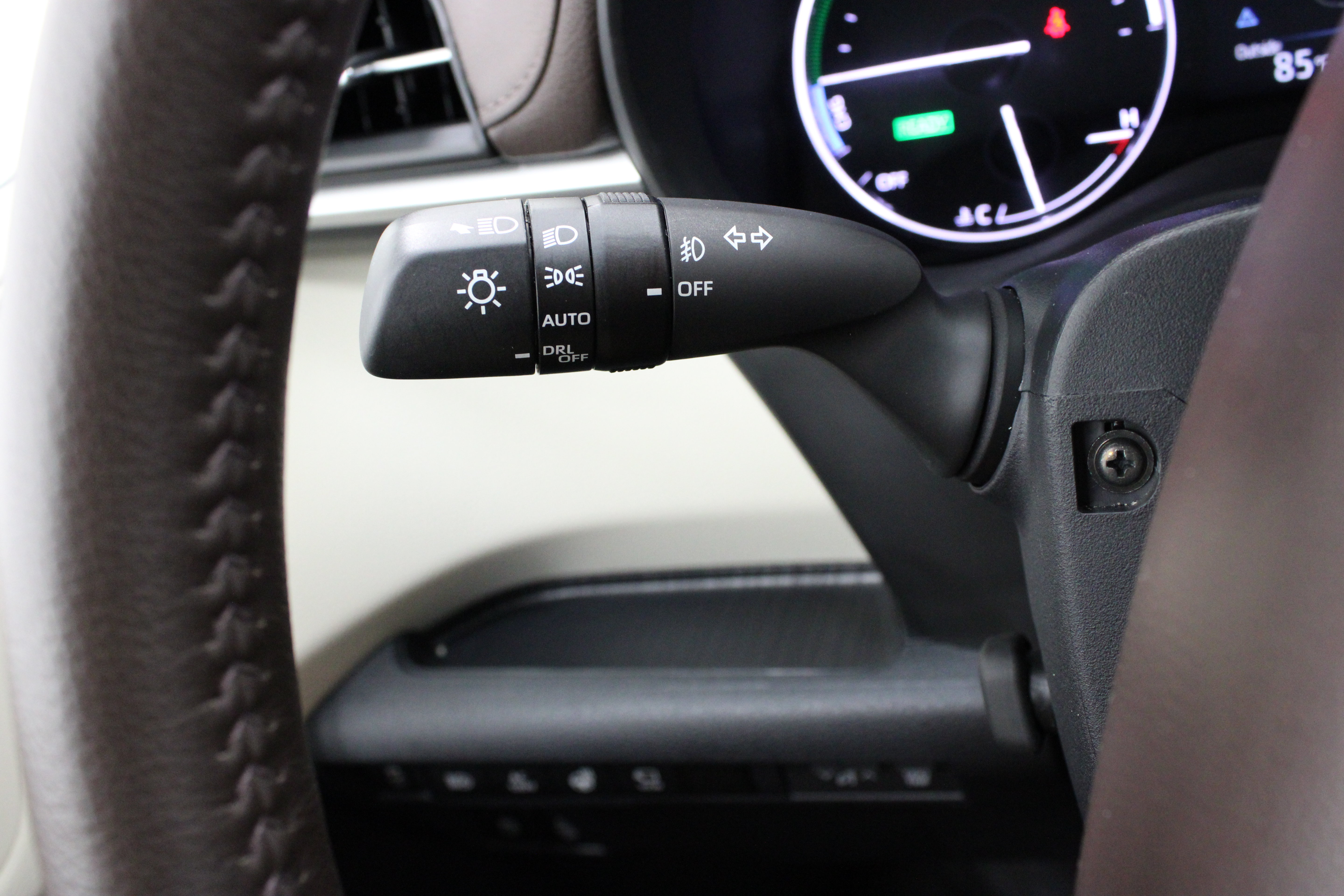 Used 2024 Toyota Sienna Platinum AWD/4WD image 27