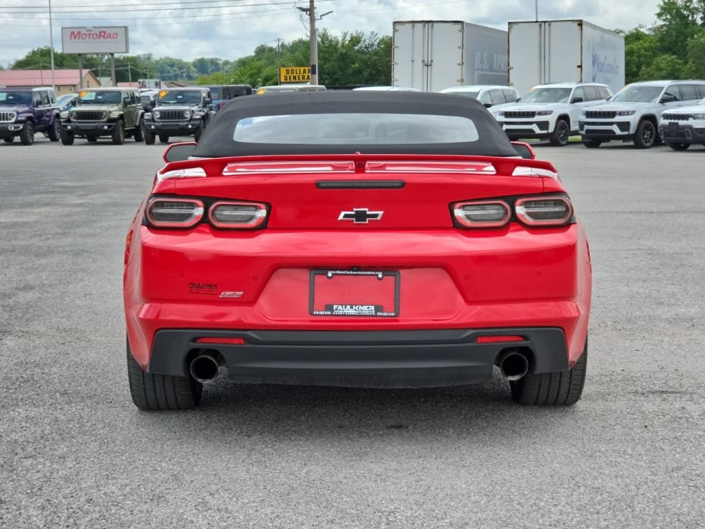 Used 2020 Chevrolet Camaro SS RWD image 6
