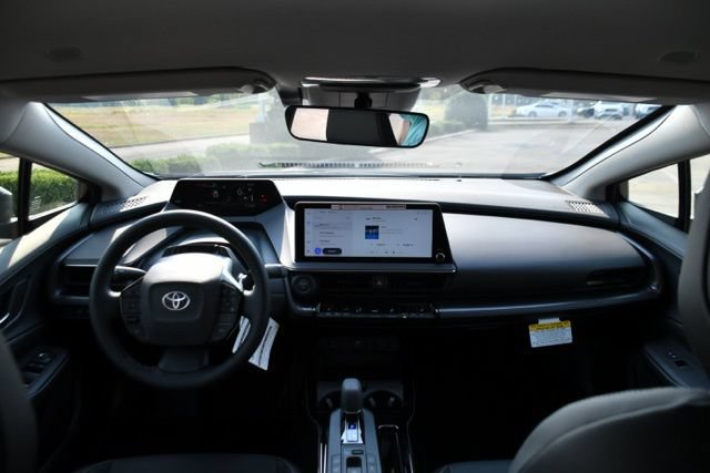 New 2026 Toyota Prius Plug-In Hybrid FWD image 15