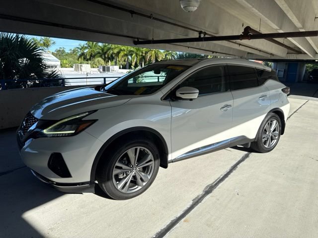 Used 2020 Nissan Murano Platinum FWD image 1