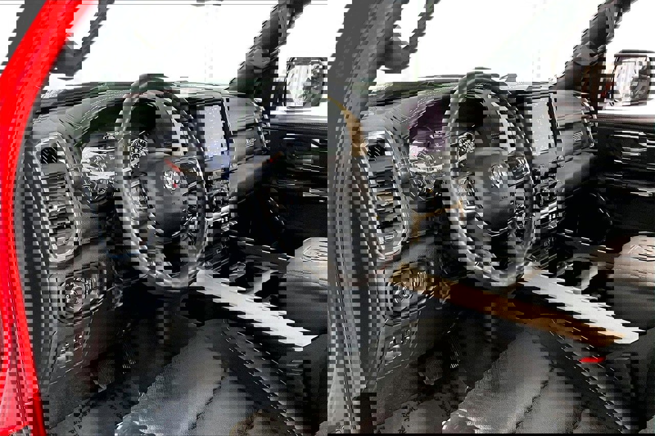 Used 2019 RAM 1500 Laramie w/ Sport Appearance Package image 14