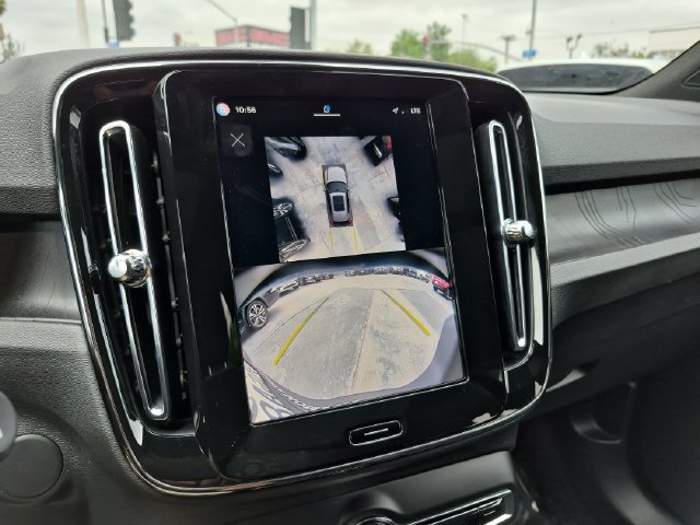 Certified 2024 Volvo XC40 Recharge Ultimate w/ Protection Package Premier RWD image 23