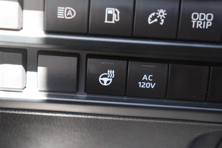Certified 2024 Toyota Sequoia Capstone AWD/4WD image 34