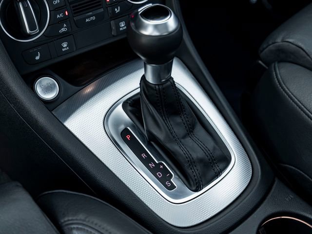 Used 2018 Audi Q3 2.0T Premium w/ Convenience Package image 24