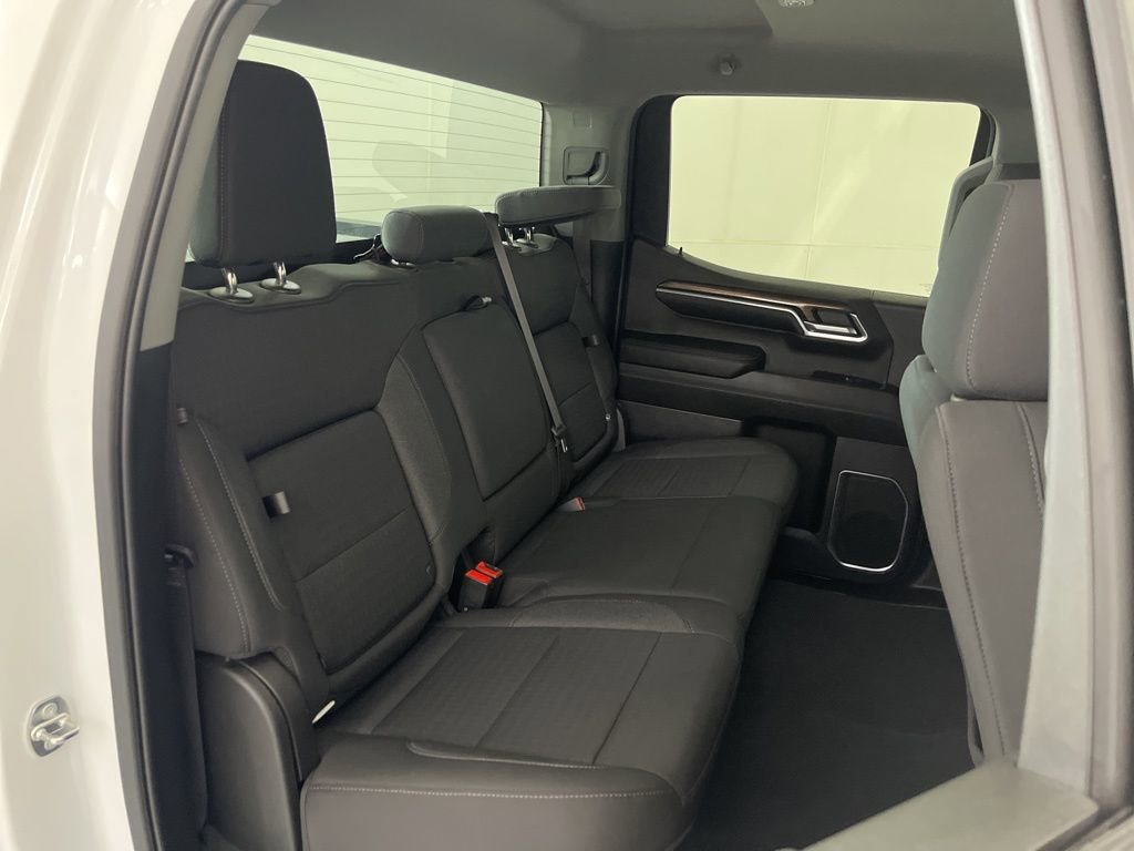 Used 2023 Chevrolet Silverado 1500 LT AWD/4WD image 19