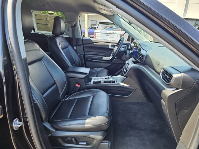 Certified 2023 Ford Explorer XLT w/ Equipment Group 202A image 26