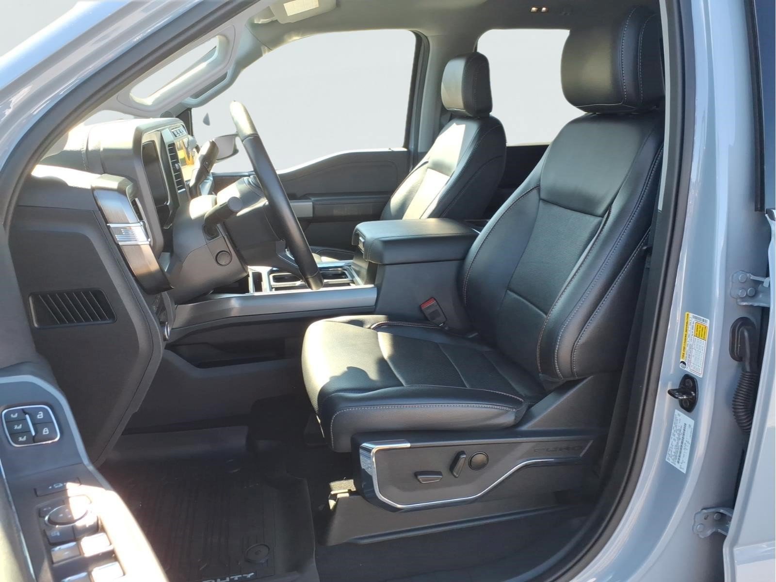 Certified 2024 Ford F250 Lariat w/ Chrome Package AWD/4WD image 24