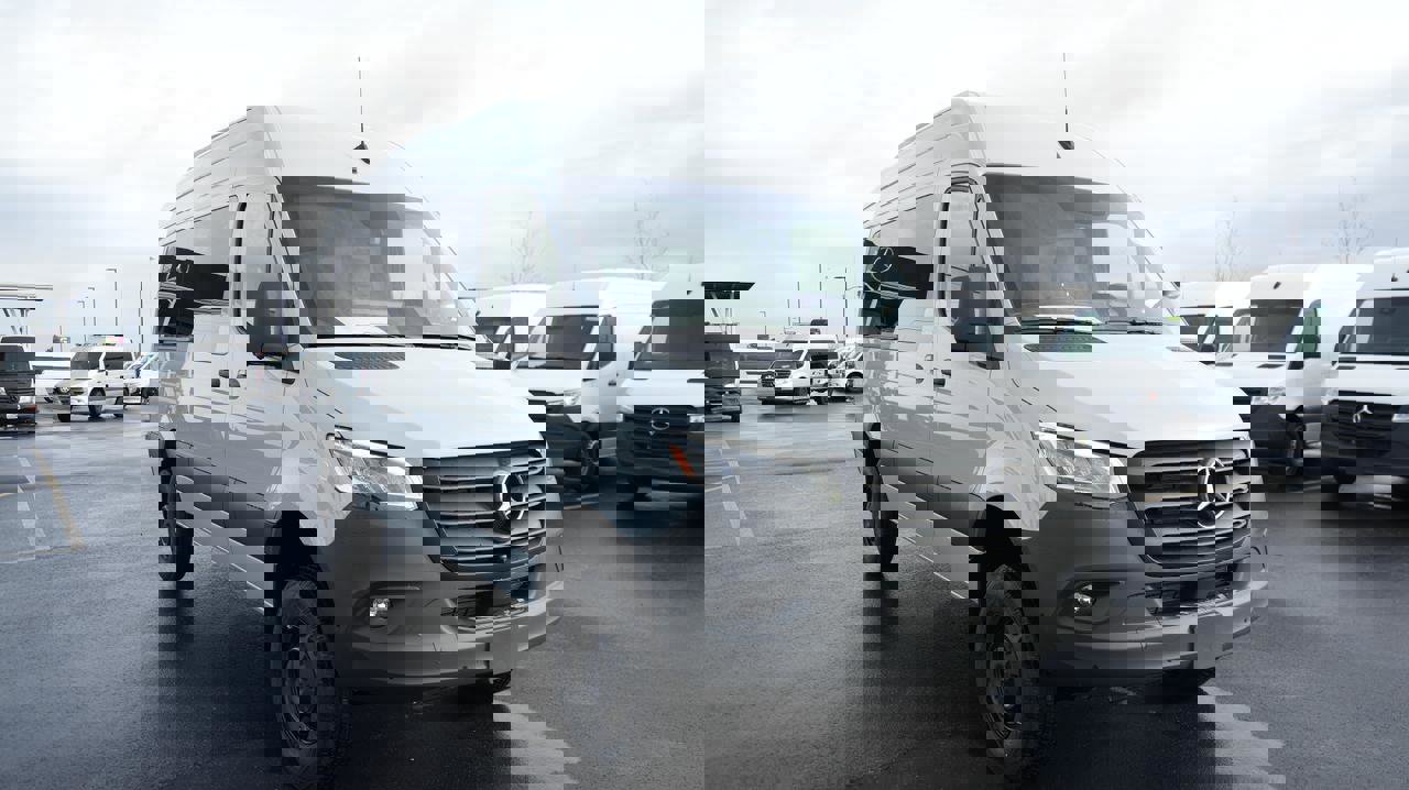 New 2026 Mercedes-Benz Sprinter 2500 image 3