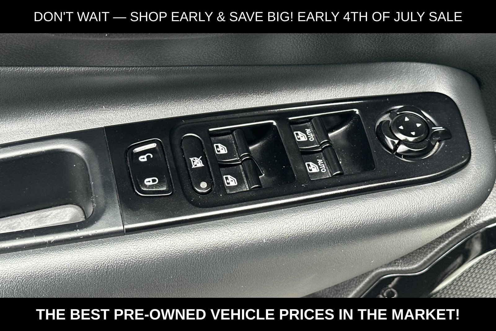 Used 2022 Jeep Renegade Altitude AWD/4WD image 12