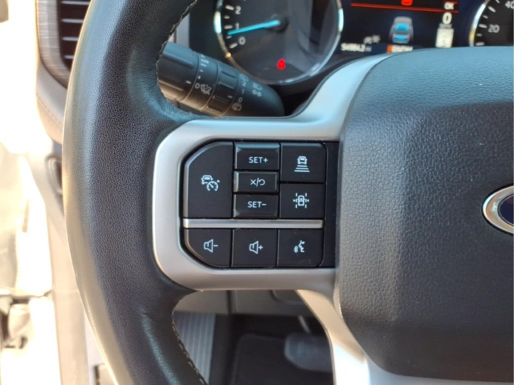 Used 2024 Ford Expedition Limited AWD/4WD image 12
