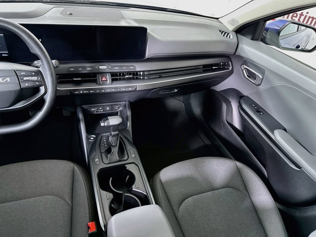 Certified 2025 Kia K4 FWD image 26