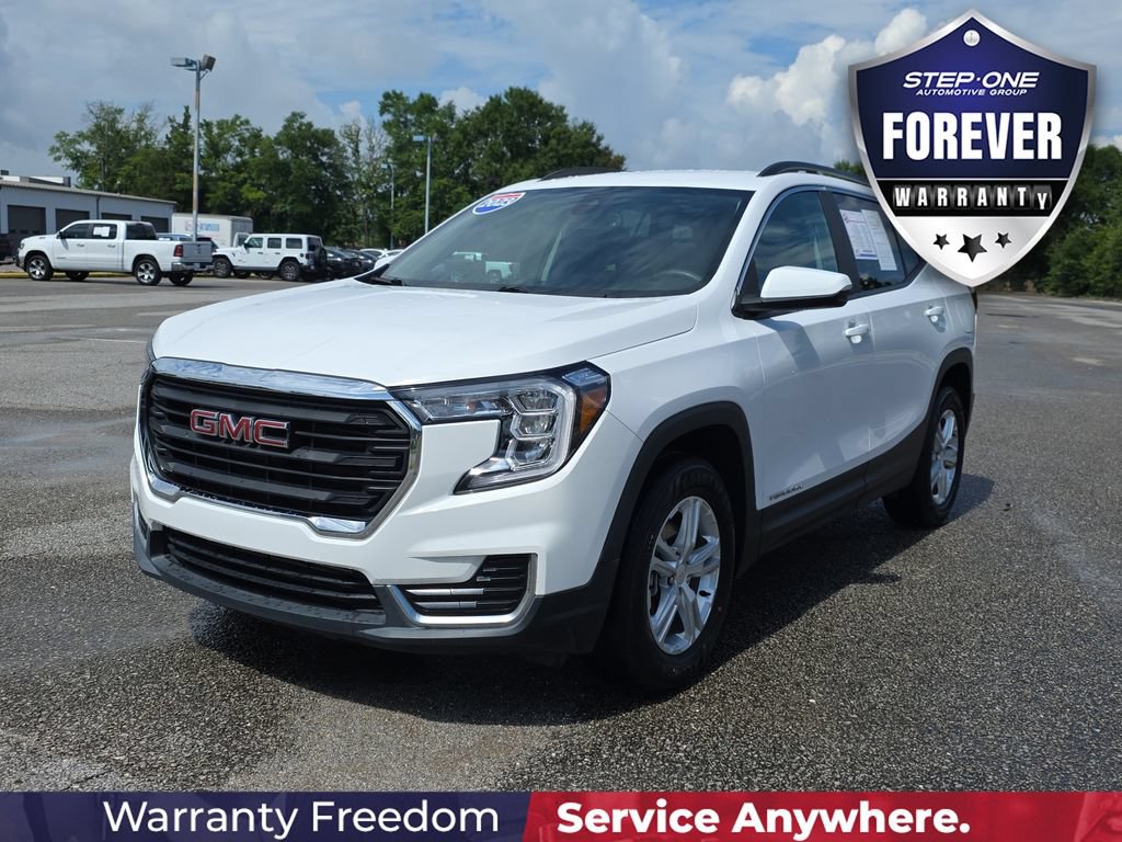 Used 2023 GMC Terrain SLE w/ Driver Convenience Package AWD/4WD image 2