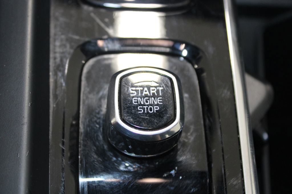 Used 2024 Volvo S60 B5 Core FWD image 41