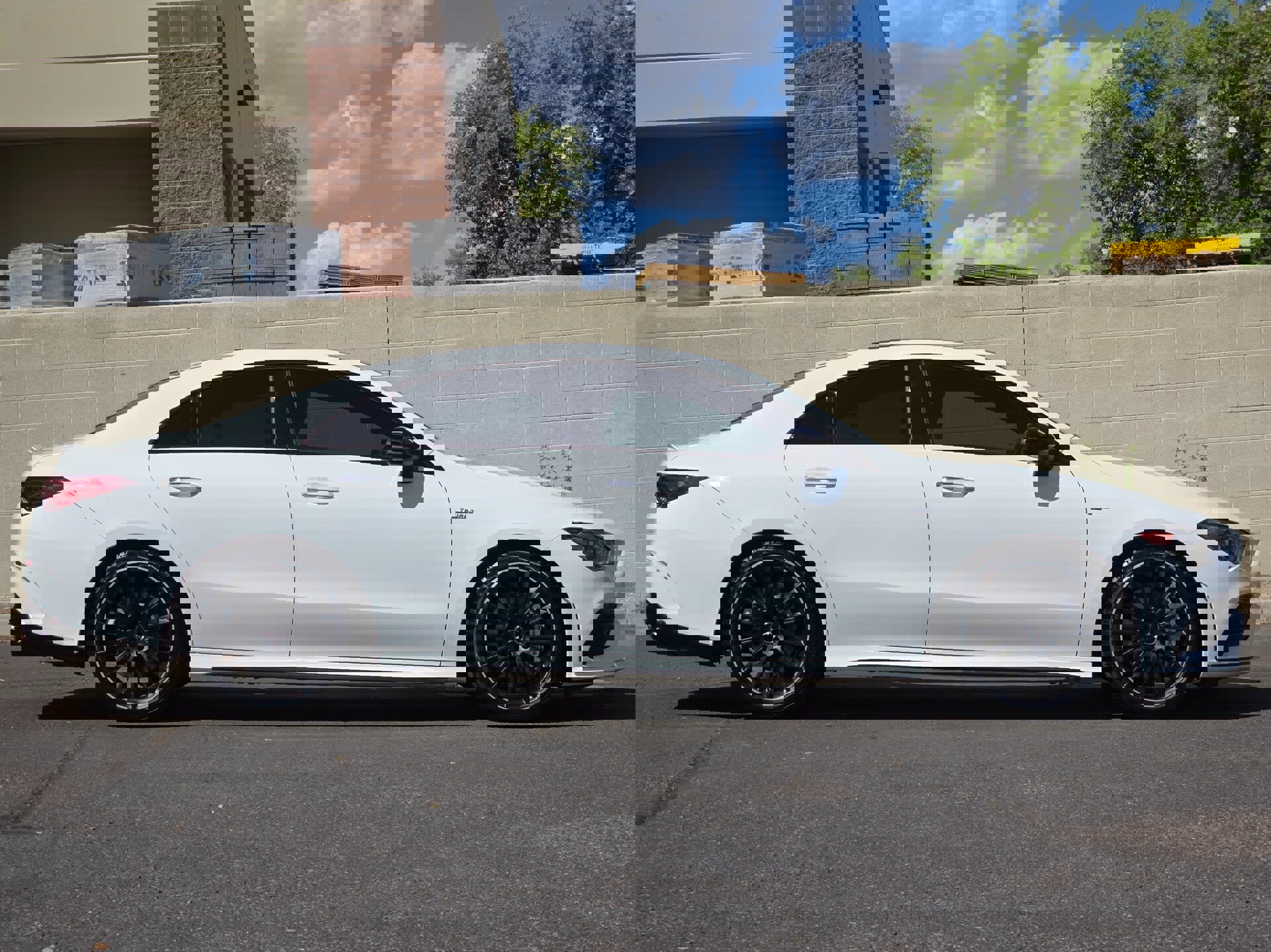 Used 2020 Mercedes-Benz CLA 35 AMG 4MATIC image 11