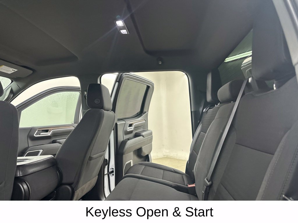 Used 2022 Chevrolet Silverado 1500 LT AWD/4WD image 30