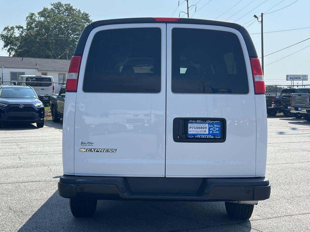 Used 2023 Chevrolet Express 3500 LS image 26