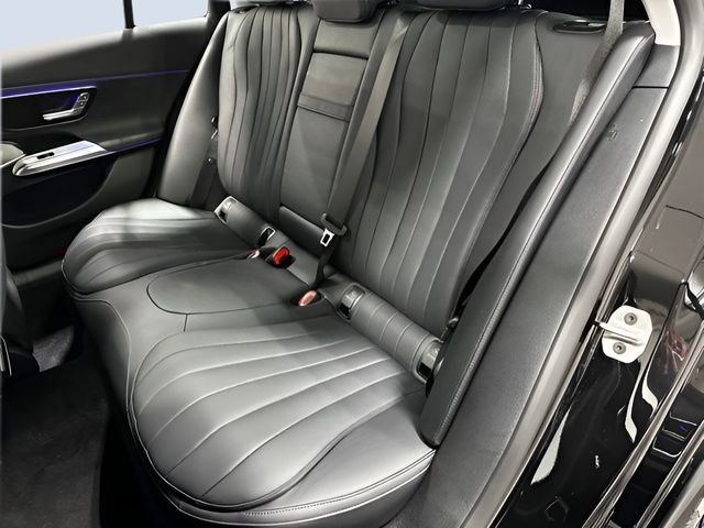 Used 2025 Mercedes-Benz E 450 4MATIC All-Terrain Wagon image 22