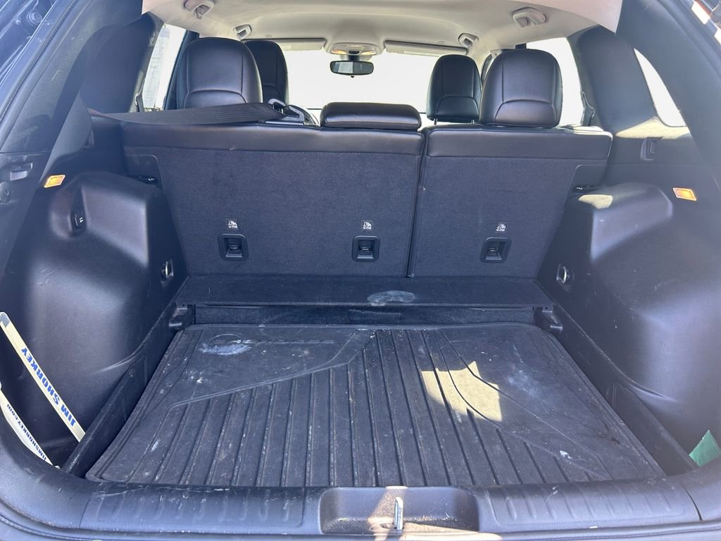 Certified 2021 Jeep Cherokee Latitude Plus w/ Mopar Interior Package AWD/4WD image 27
