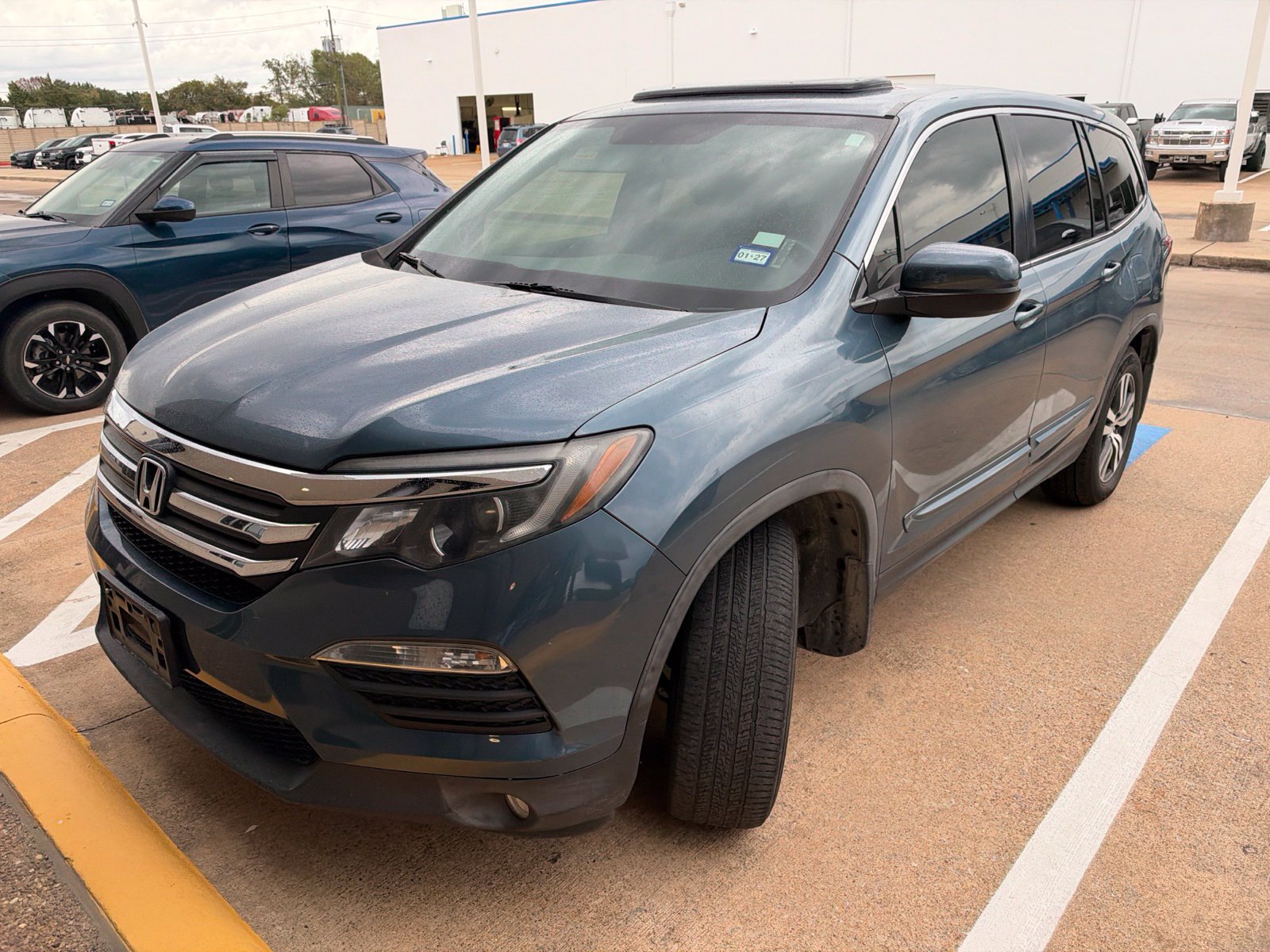 Used 2017 Honda Pilot EX-L image 3
