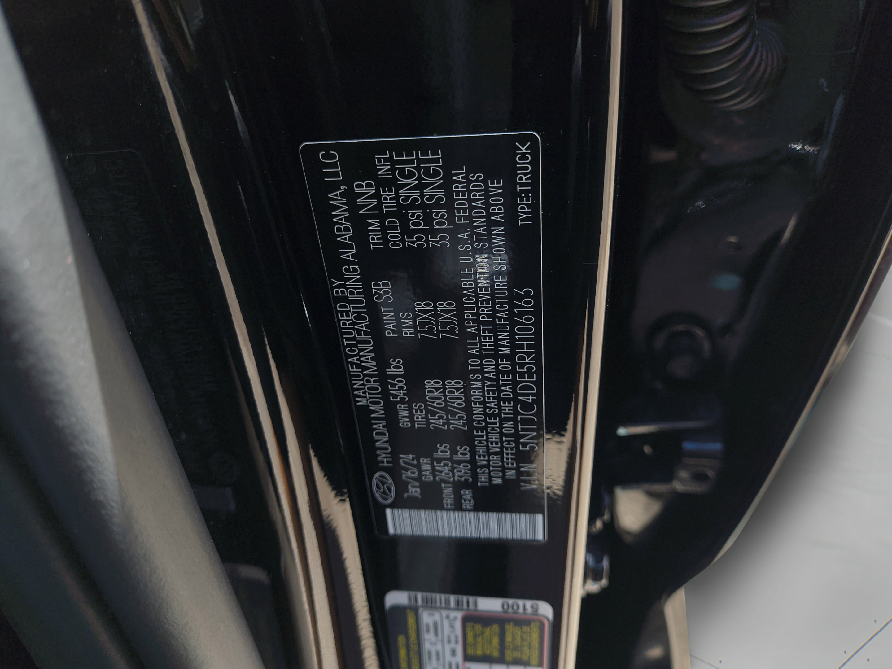 Certified 2024 Hyundai Santa Cruz SEL w/ Activity Package FWD image 33