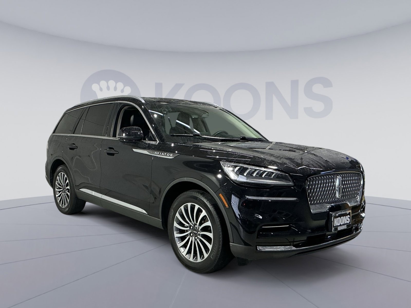 Used 2024 Lincoln Aviator AWD w/ Premium Package image 18