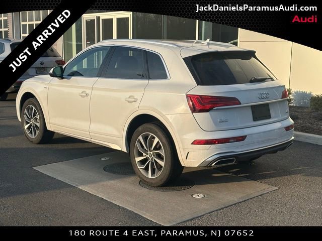 Used 2023 Audi Q5 2.0T Premium w/ Convenience Package image 6