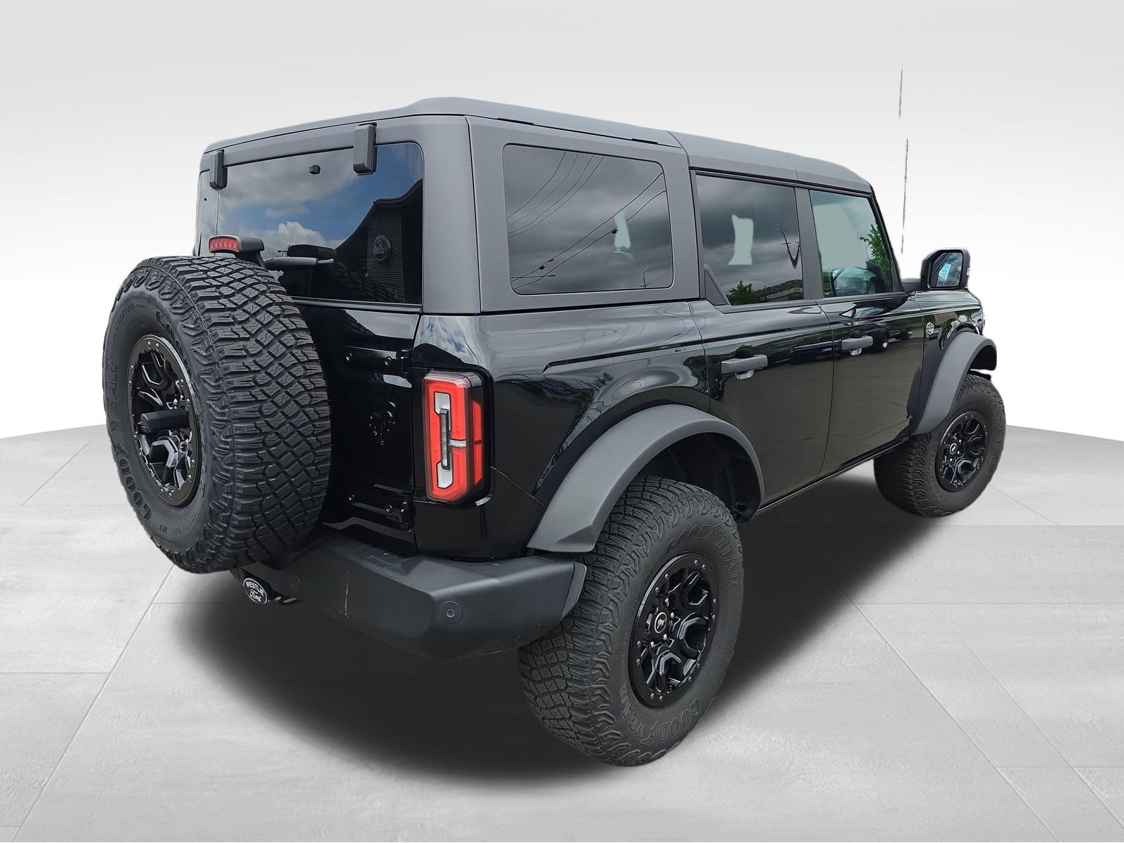 Used 2023 Ford Bronco Wildtrak AWD/4WD image 7