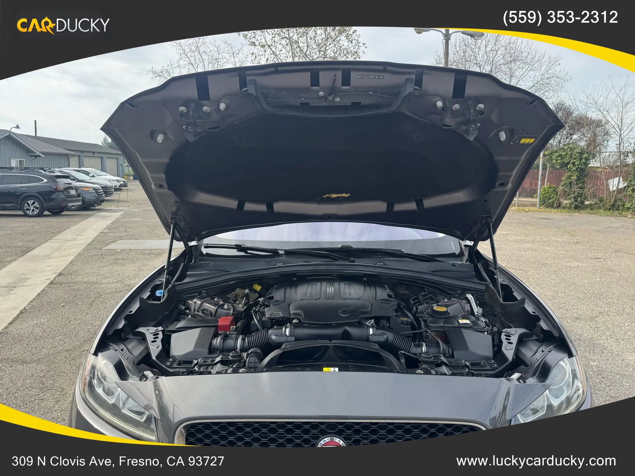 Used 2017 Jaguar F-PACE Premium image 28