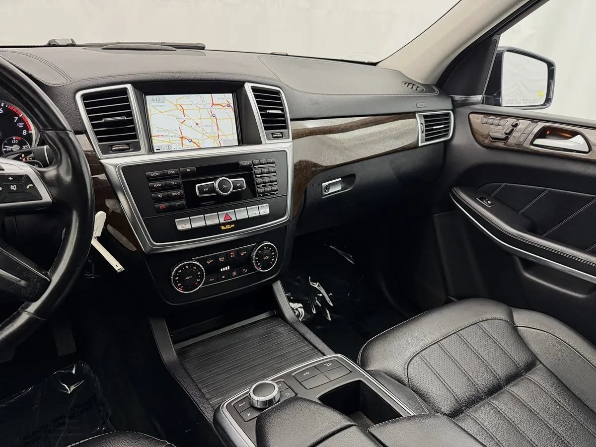 Used 2014 Mercedes-Benz GL 450 4MATIC image 13