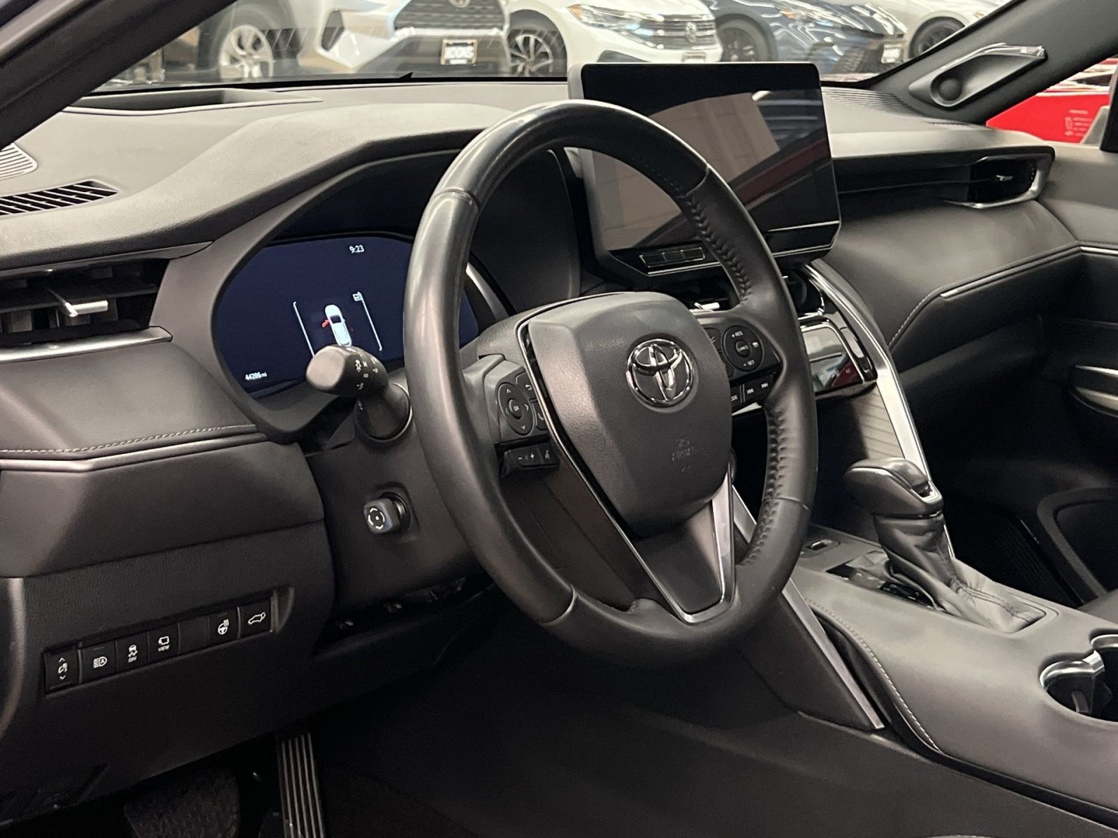 Used 2023 Toyota Venza Limited AWD/4WD image 13