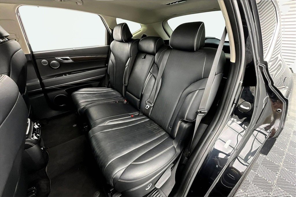 Used 2022 Genesis GV80 3.5T w/ Advanced Package 06 image 26