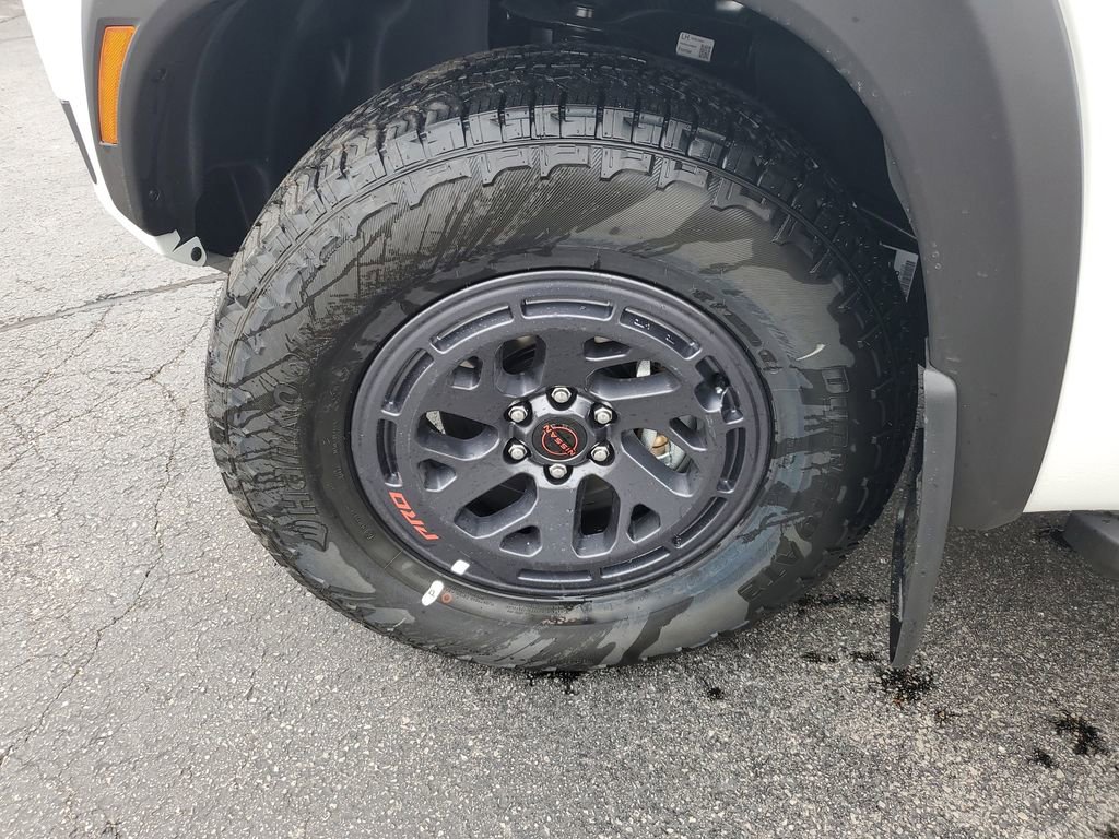New 2025 Nissan Frontier PRO-4X image 34