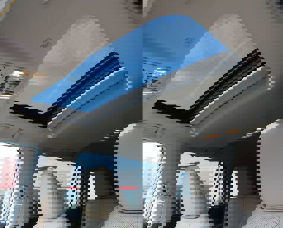 Used 2025 Toyota Highlander Limited image 6