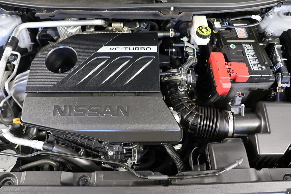 Used 2025 Nissan Rogue SL FWD image 23