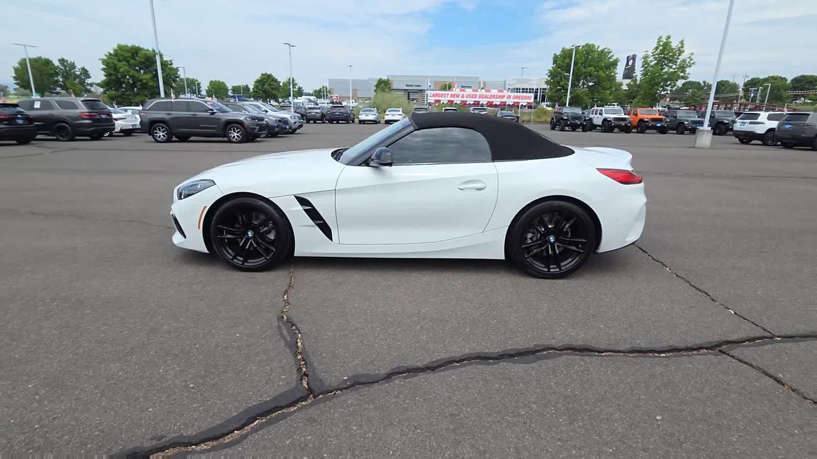 Used 2026 BMW Z4 sDrive30i RWD image 5