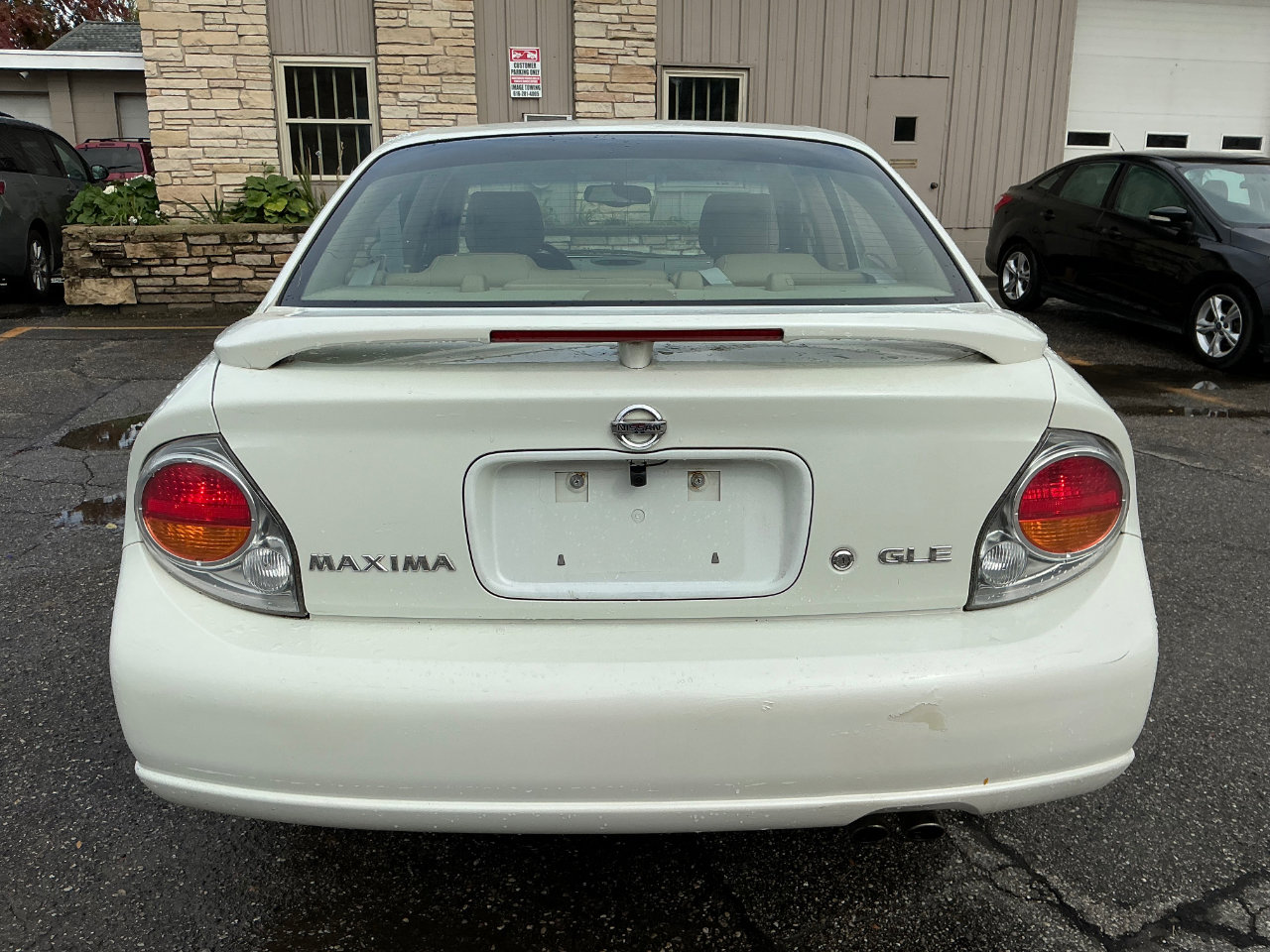 Used 2003 Nissan Maxima GLE image 4