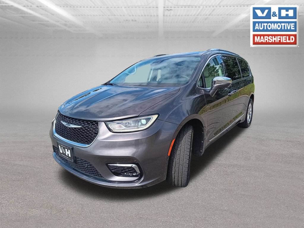Used 2021 Chrysler Pacifica Limited w/ Premium & Safety Sphere Group AWD/4WD image 30